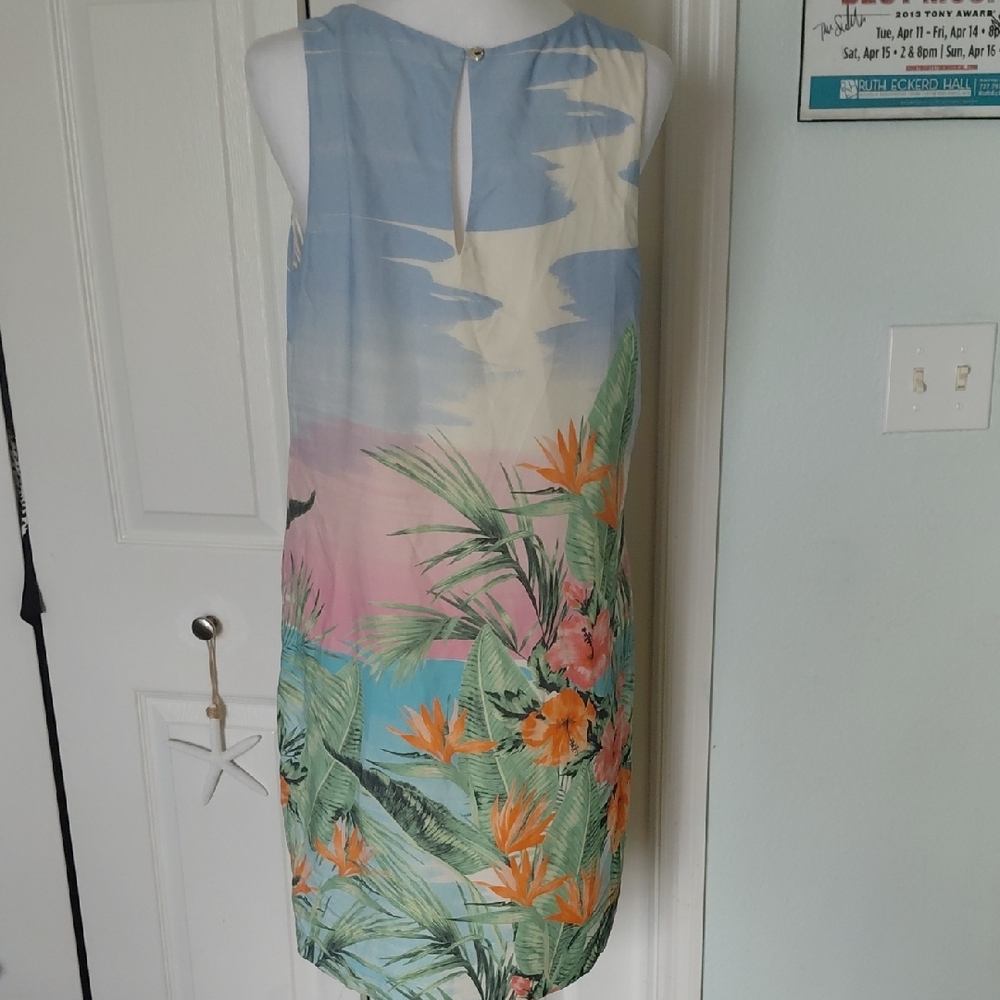 New Tommy Bahama Silk Tropical Dress - Picture 3 of 3
